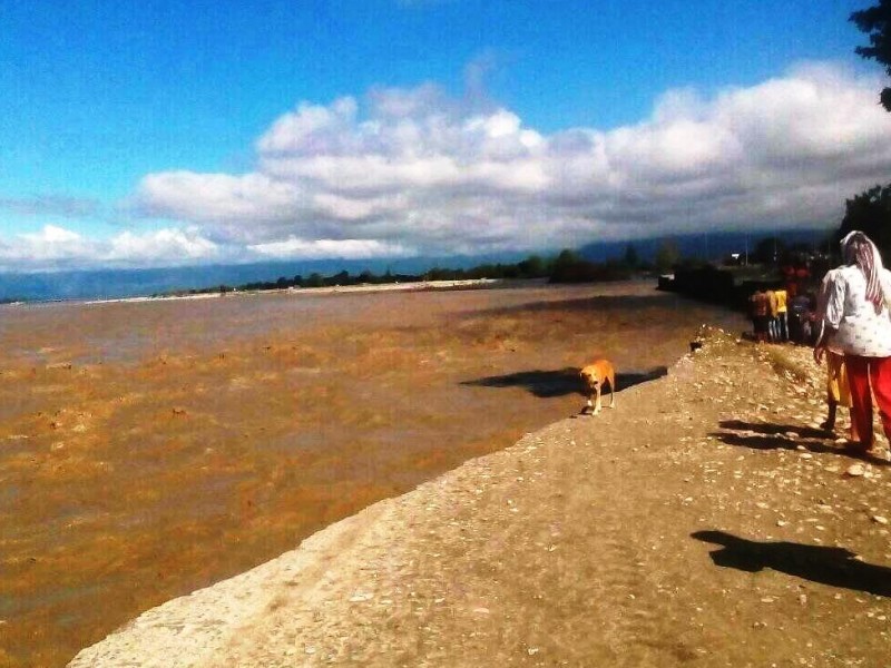 महाकाली नदीमा पानीको बहाव घट्दै; मौसममा सुधार भएपछि जनजीवन सामान्योन्मुख